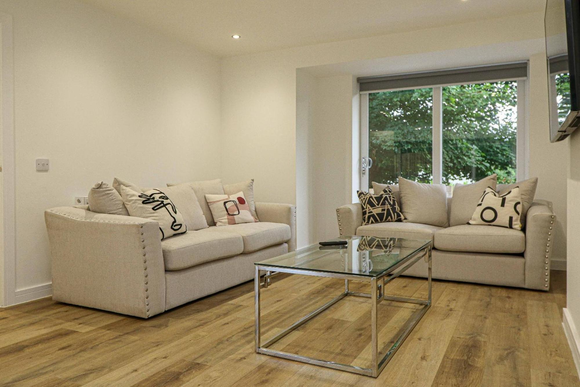 Wyndford Riverside House Glasgow Ngoại thất bức ảnh